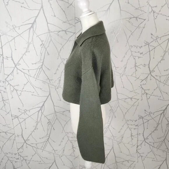 Oak & Fort Green Chunky Knit Collared V-Neck Oversized Cropped Sweater - Picture 3 of 7